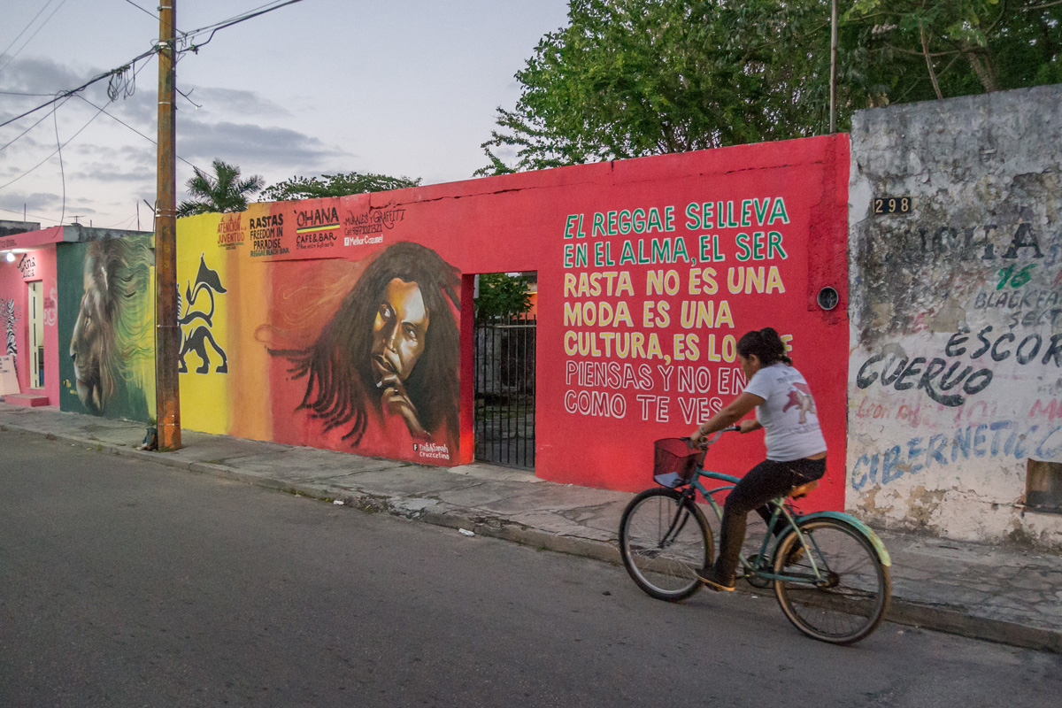 Mexico - Cozumel - Bob Marley painting