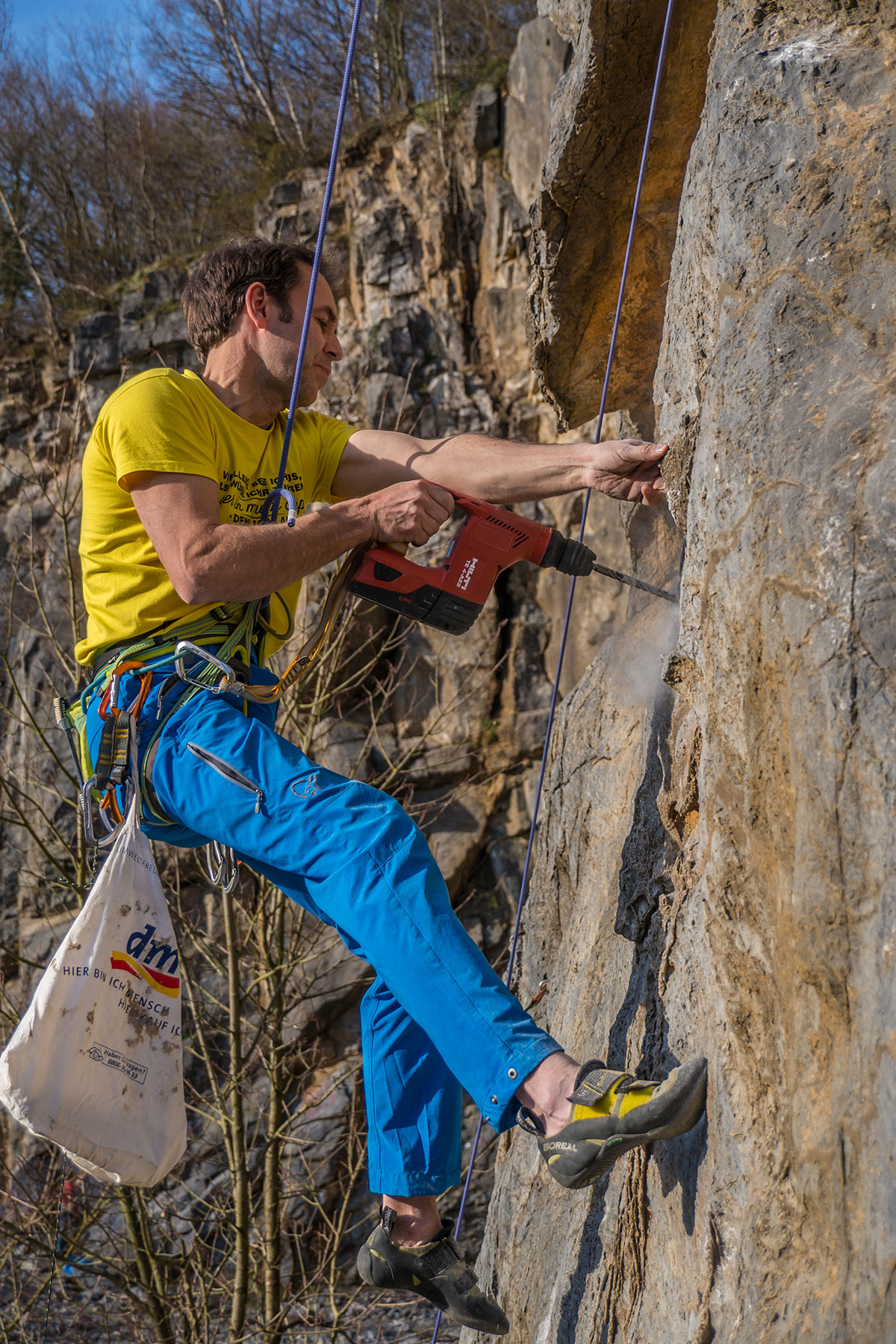 Warstein, Hillenberg, Route „Butterfly Effect“ (Combination to „Sidewinder“), 9-, Climber Mathias Weck, Photographer: Thihamy Nguyen