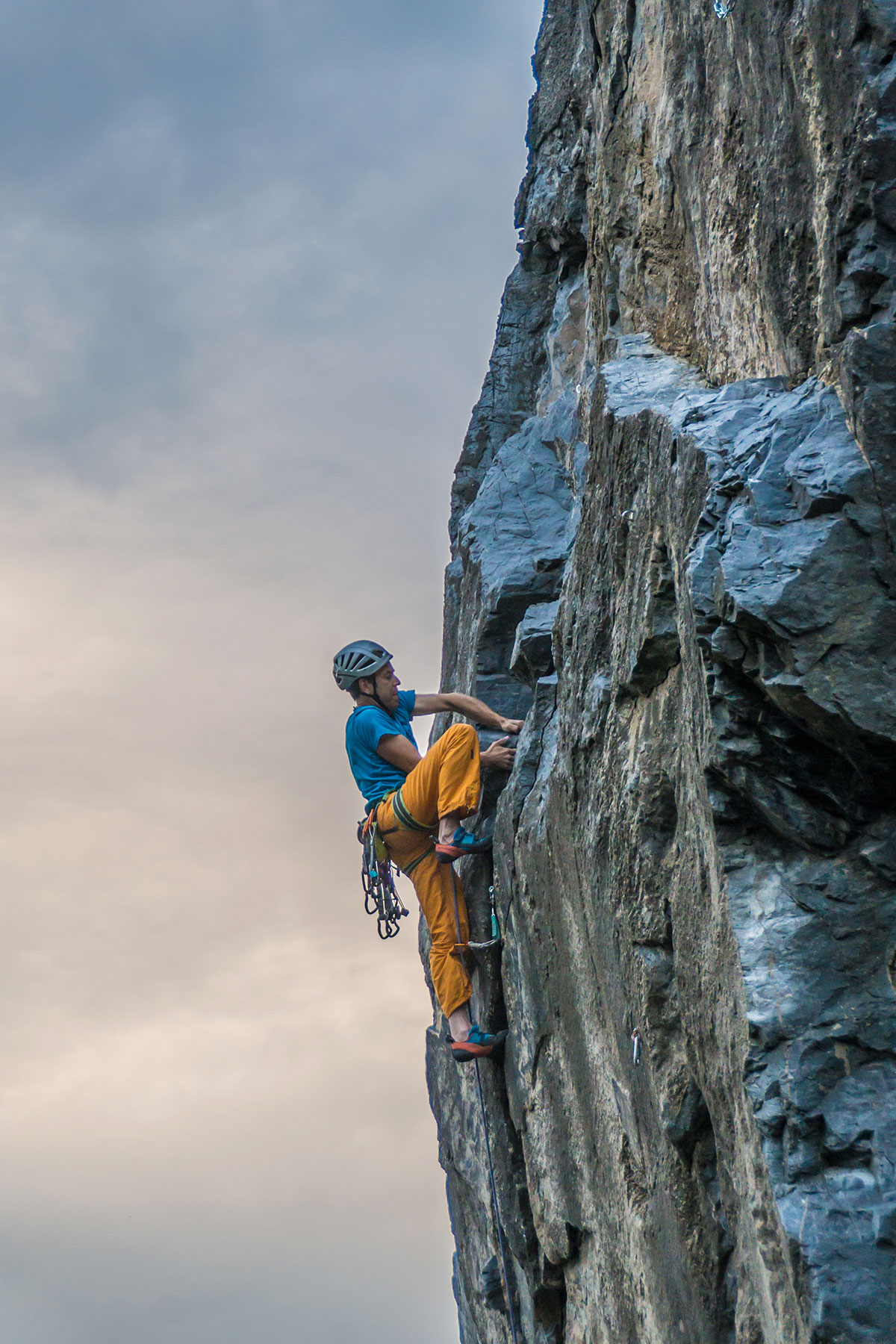 Warstein, Hillenberg, Route „Sichelriss clean“, 9-, Climber Mathias Weck, Photographer: Thihamy Nguyen