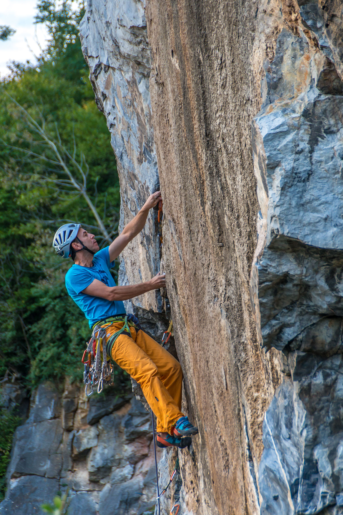 Warstein, Hillenberg, Route „Sichelriss clean“, 9-, Climber Mathias Weck, Photographer: Thihamy Nguyen