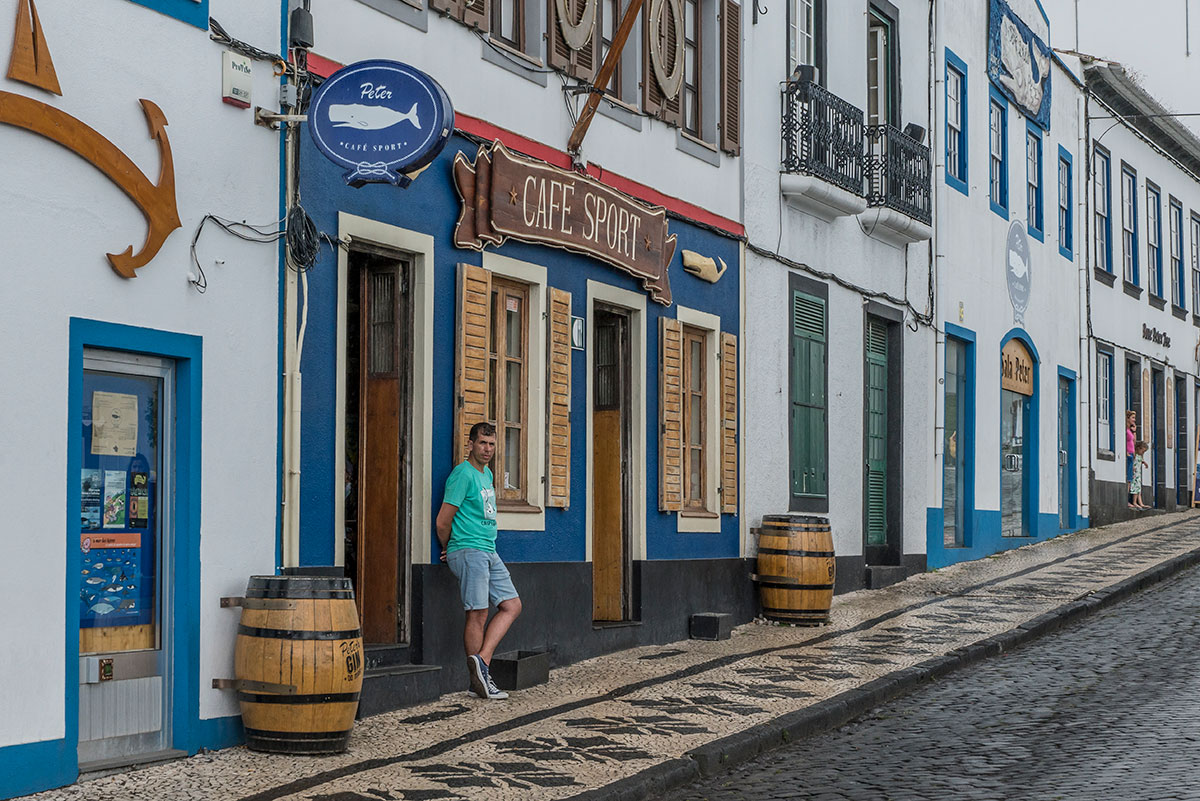Azoren, Faial, Peters Bar in Horta