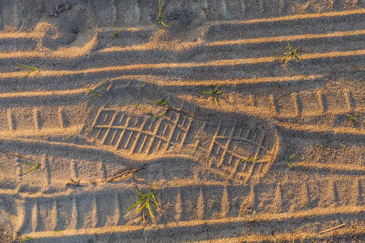Portugal, Fußabdruck im Sand
