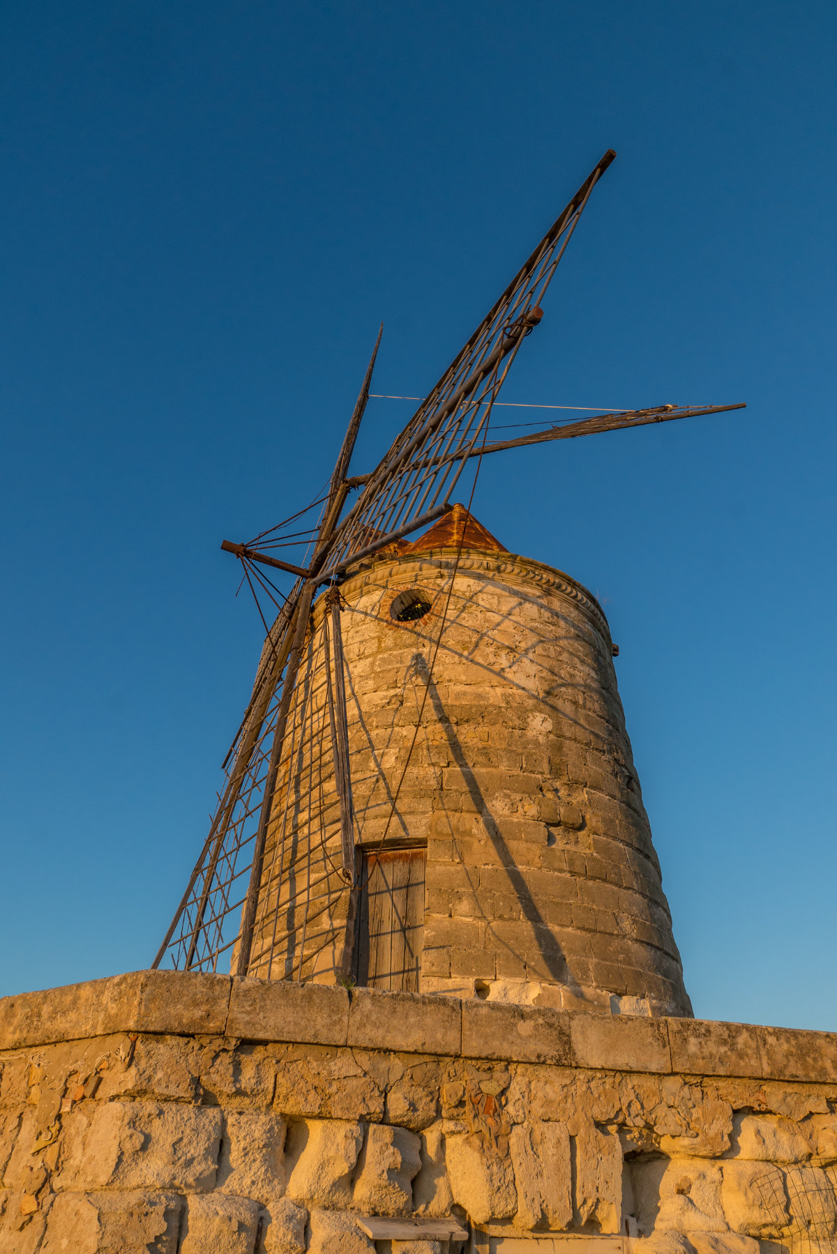 Sizilien, Saline von Trapani, Windmühle