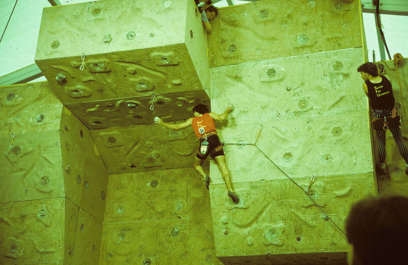 Mathias als Schiedsrichter beim Wettkampf in Braunschweig